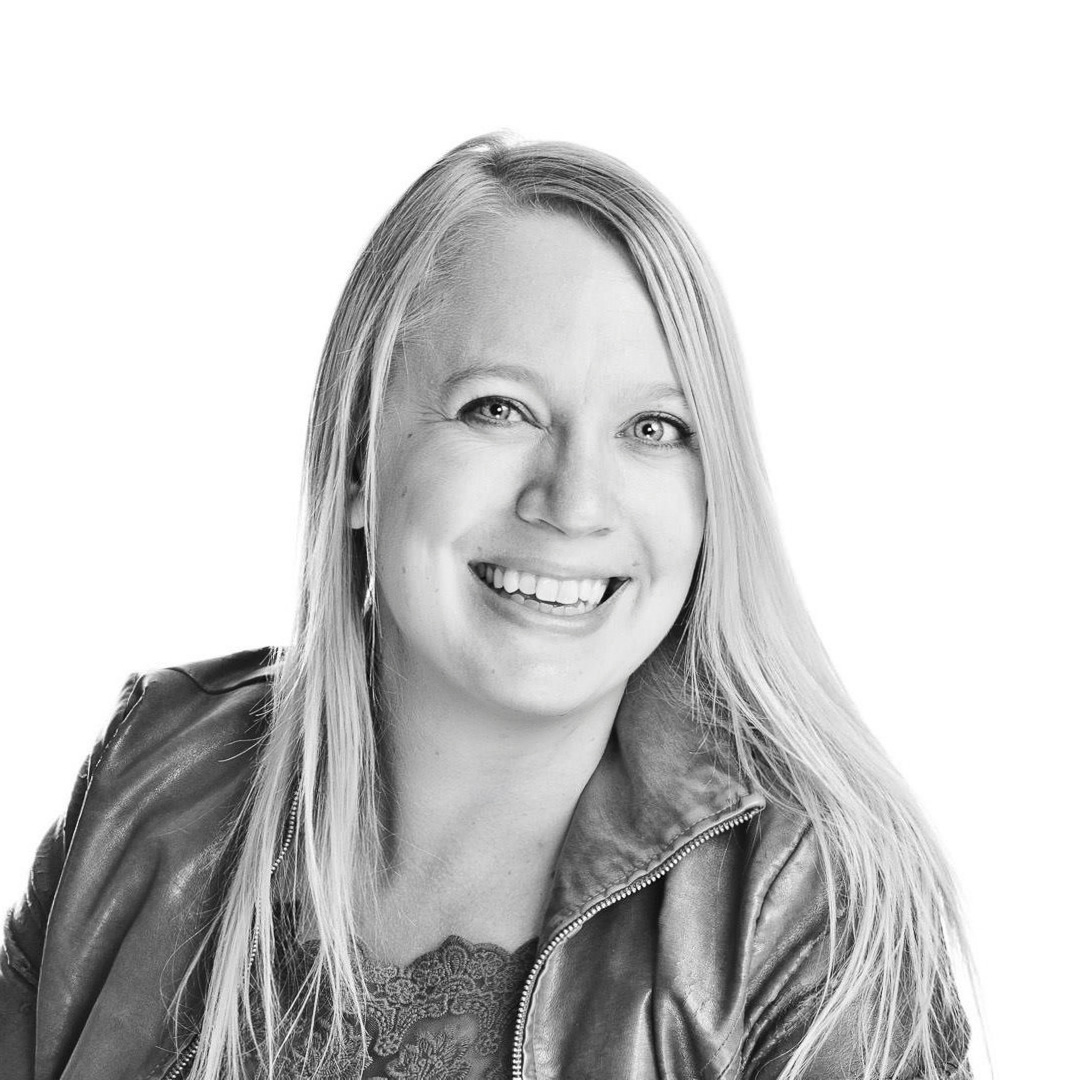 Black and white portrait of Lisa Wareham
